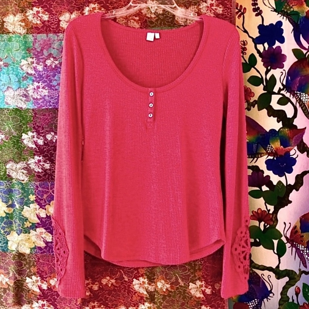 πΊπHPππΊ NWOT Anthropologie Eloise Crochet Cuff Henley - Picture 3 of 16
